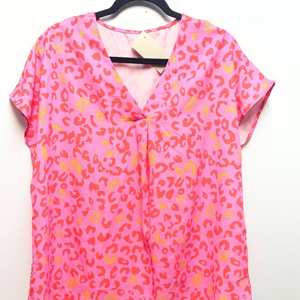 pink/gold leopard print top in large